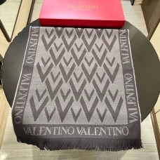 Valentino Garavani Cashmere Jacquard Shawl In Grey