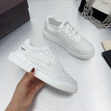 Valentino Garavani One Stud Low-Top Sneakers UniseX Calfskin White