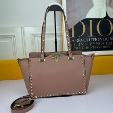 Valentino Garavani Small Rockstud Tote In Grainy Calfskin Pink