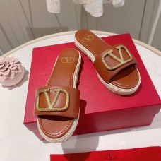 Valentino Garavani VLogo Signature Platform Slides Women Grained Calfskin Brown