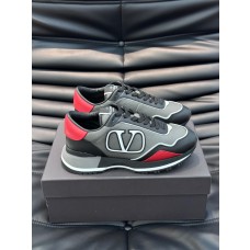 Valentino Garavani Men Sneaker VLOGO Black Gray